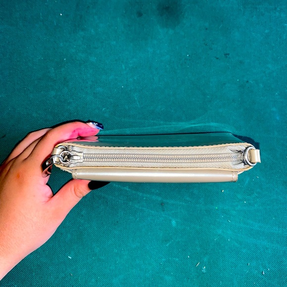 Beijo white mini pouch/wallet - Picture 5 of 10